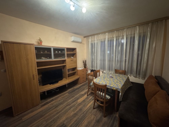 Дава се под наем Двустаен апартамент в Варна, Кайсиева градина - 46 кв.м за 346.8 € - Снимка #1