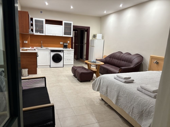 Дава се под наем Едностаен апартамент в к.к. Слънчев бряг - 50 кв.м за 500 € - Снимка #1