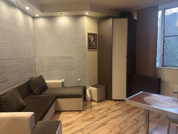 Дава се под наем Едностаен апартамент в София, Дружба 2 - 35 кв.м за 450 € - Снимка #1