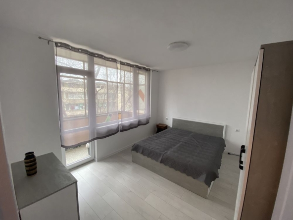 Тристаен апартамент в Видин, Калето - 90 кв.м за 1500 €/кв.м - Снимка #1