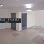 Дава се под наем Магазин в Варна, Зимно кино Тракия - 44 кв.м за 440 € - Снимка #1