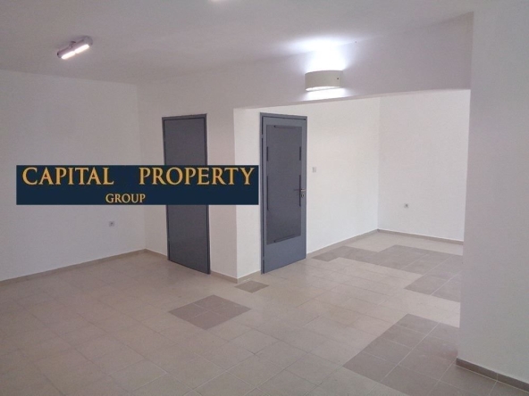 Дава се под наем Магазин в Варна, Зимно кино Тракия - 44 кв.м за 440 € - Снимка #1