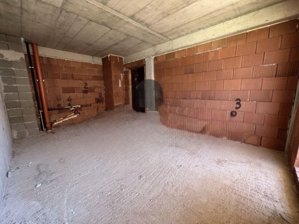 Двустаен апартамент в Пловдив, Остромила - 58 кв.м за 1379 €/кв.м - Снимка #1