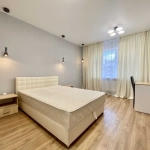 Дава се под наем Двустаен апартамент в София, Център - 65 кв.м за 433.5 € - Снимка #1