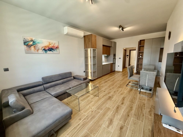 Дава се под наем Двустаен апартамент в Пловдив, Каменица 1 - 70 кв.м за 600 € - Снимка #1