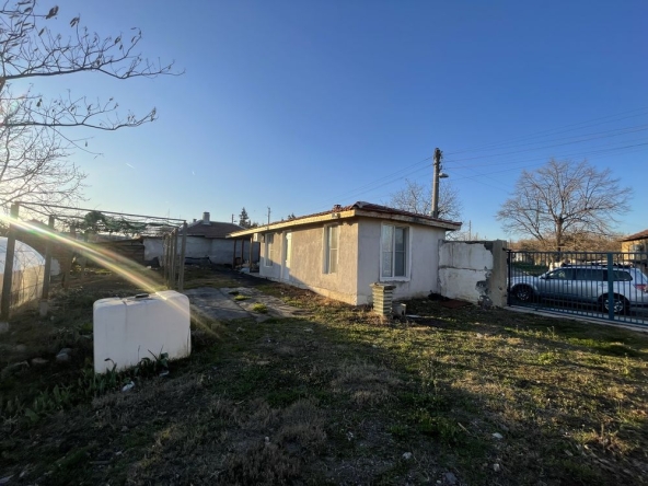 Къща в Нова Загора - 100 кв.м за 590 €/кв.м - Снимка #1