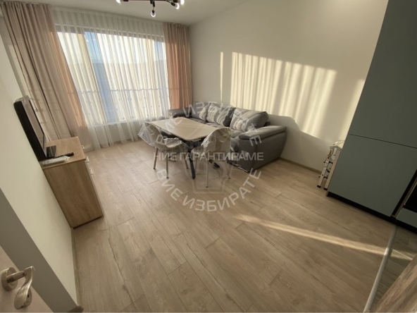 Дава се под наем Двустаен апартамент в Варна, Зимно кино Тракия - 60 кв.м за 550 € - Снимка #1