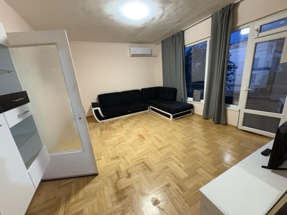 Дава се под наем Двустаен апартамент в Пловдив, Гагарин - 64 кв.м за 255 € - Снимка #1