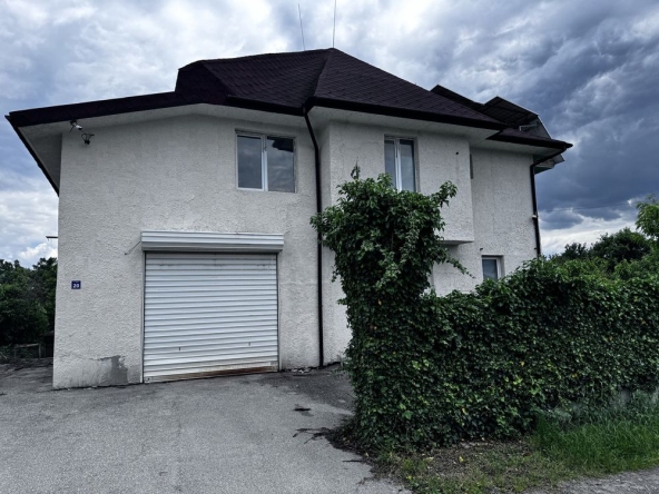 Къща в Габрово, Център - 250 кв.м за 800 €/кв.м - Снимка #1