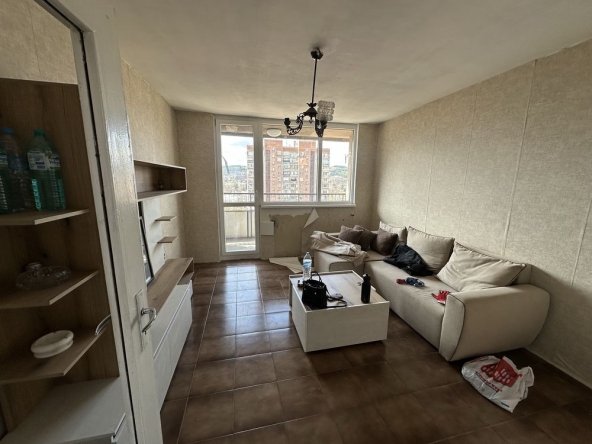 Двустаен апартамент в Перник, Център - 63 кв.м за 1287 €/кв.м - Снимка #1