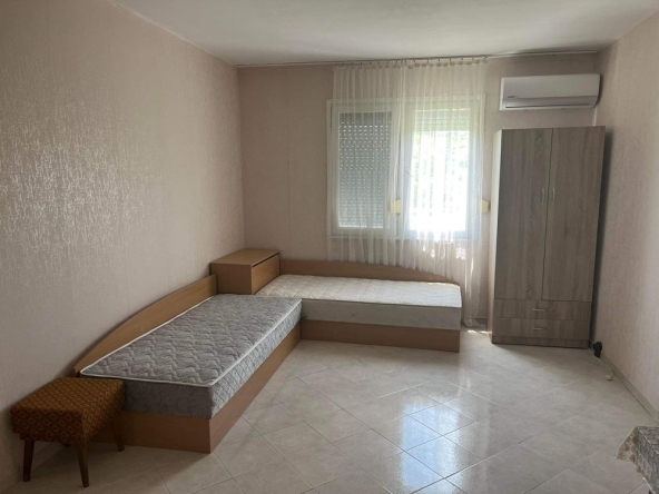 Дава се под наем Двустаен апартамент в Харманли - 43 кв.м за 153 € - Снимка #1