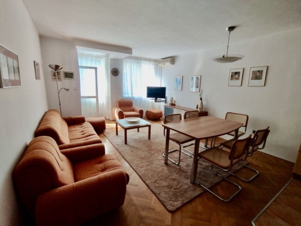 Дава се под наем Тристаен апартамент в Варна, Генералите - 88 кв.м за 816 € - Снимка #1