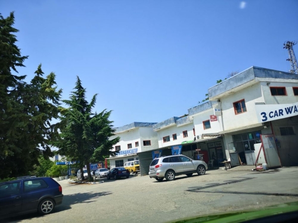 Дава се под наем Промишлена сграда в Варна, м-т Кочмар - 83 кв.м за 765 € - Снимка #1