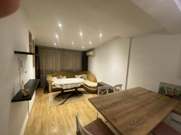 Двустаен апартамент в Варна, Цветен квартал - 64 кв.м за 2186 €/кв.м - Снимка #1