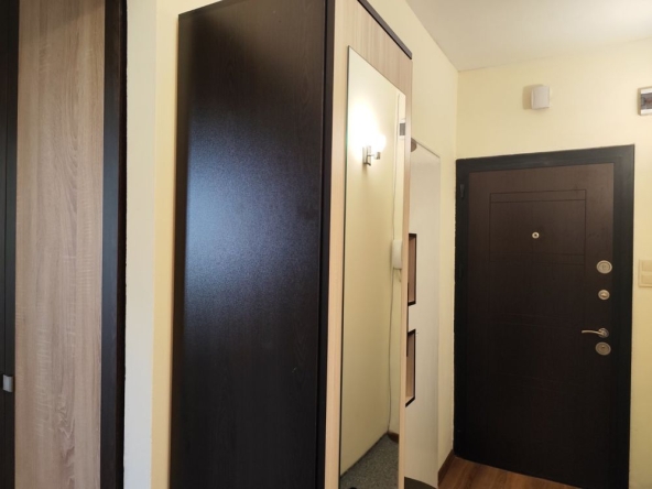 Дава се под наем Двустаен апартамент в София, Гоце Делчев - 60 кв.м за 620 € - Снимка #1