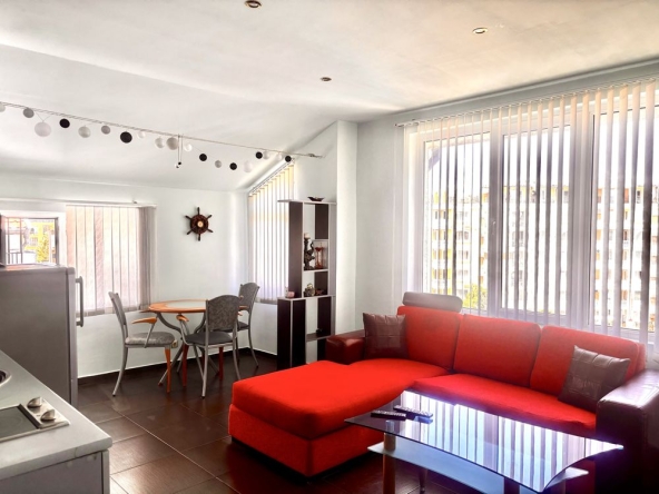 Тристаен апартамент в Стара Загора, Македонски - 72 кв.м за 1195 €/кв.м - Снимка #1