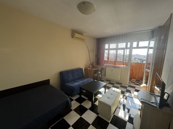 Дава се под наем Едностаен апартамент в Плевен, Широк център - 40 кв.м за 229.5 € - Снимка #1