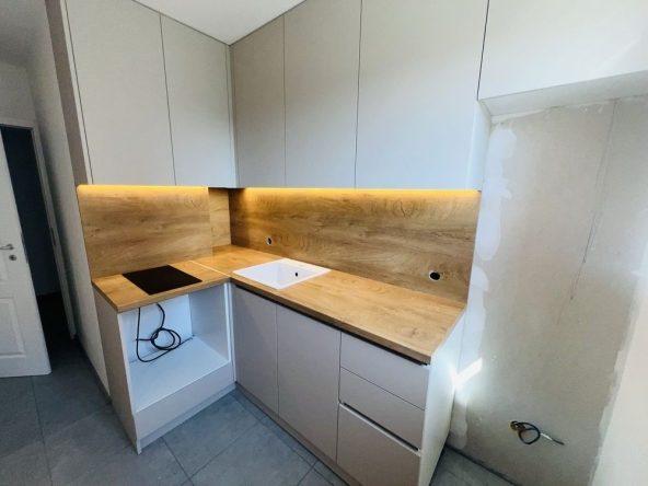 Двустаен апартамент в Добрич, Център - 60 кв.м за 1449 €/кв.м - Снимка #1