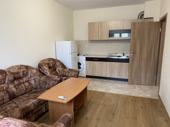 Дава се под наем Двустаен апартамент в Варна, Виница - 60 кв.м за 433.5 € - Снимка #1