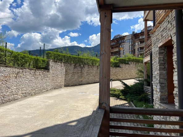 Дава се под наем Едностаен апартамент в Банско - 43 кв.м за 255 € - Снимка #1