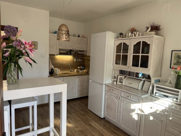 Мезонет в Плевен, Сторгозия - 68 кв.м за 1618 €/кв.м - Снимка #1