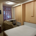 Дава се под наем Тристаен апартамент в Плевен, Идеален център - 80 кв.м за 153 € - Снимка #1