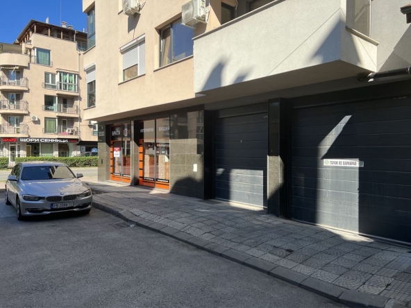 Дава се под наем Гараж / Паркомясто в Пловдив, Кючук Париж - 18 кв.м за 61.2 € - Снимка #1