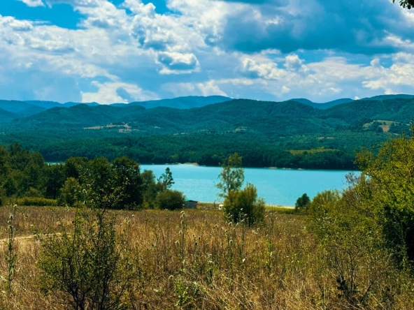 Земеделски имот в Плевен, Дружба 1 -  кв.м за 7 €/дка - Снимка #1