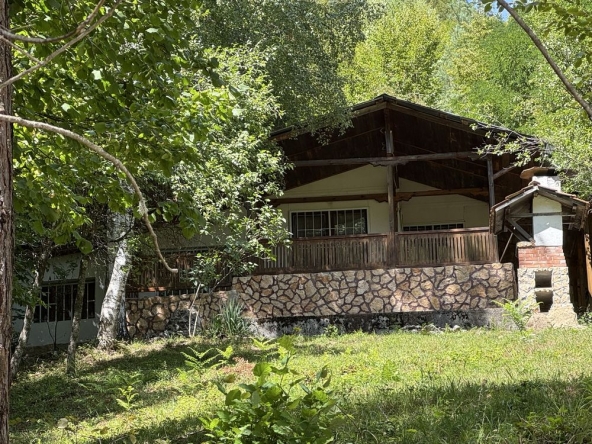 Къща в Ловеч, Широк център - 58 кв.м за 1087 €/кв.м - Снимка #1