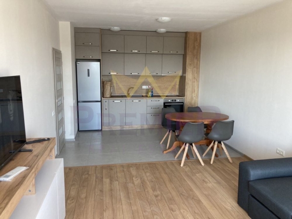 Дава се под наем Двустаен апартамент в Варна, Кайсиева градина - 70 кв.м за 484.5 € - Снимка #1