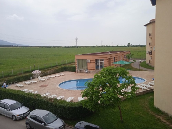 Дава се под наем Двустаен апартамент в с. Нови хан, Област София-област - 65 кв.м за 346.8 € - Снимка #1