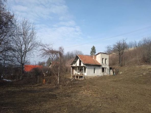 Къща в Враца, Квартал 103 - 42 кв.м за 365 €/кв.м - Снимка #1