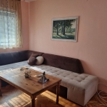 Дава се под наем Тристаен апартамент в Карлово - 70 кв.м за 255 € - Снимка #1