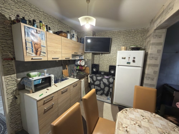 Дава се под наем Едностаен апартамент в Добрич, Балик - 45 кв.м за 43350 € - Снимка #1