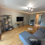 Дава се под наем Четиристаен апартамент в Варна, Генералите - 120 кв.м за 1200 € - Снимка #1