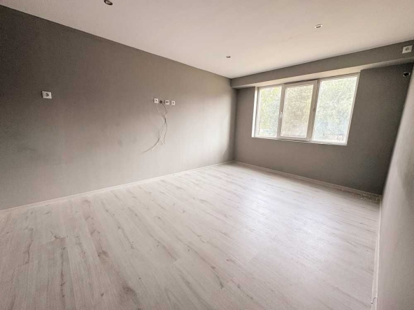 Едностаен апартамент в Русе, Дружба 1 - 37 кв.м за 1190 €/кв.м - Снимка #1