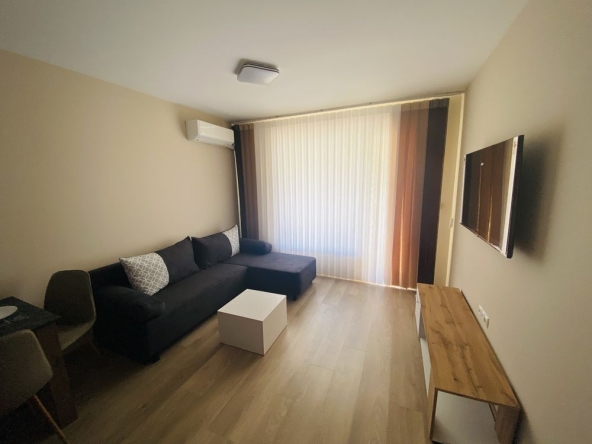 Дава се под наем Двустаен апартамент в Варна, Победа - 65 кв.м за 650 € - Снимка #1