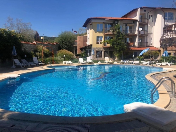 Двустаен апартамент в Варна, Младост 1 - 66 кв.м за 1137 €/кв.м - Снимка #1