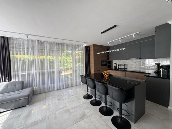 Тристаен апартамент в София, Манастирски ливади - 110 кв.м за 3455 €/кв.м - Снимка #1