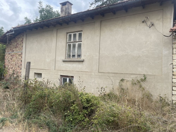 Къща в с. Горски Сеновец, Област Велико Търново - 120 кв.м за 213 €/кв.м - Снимка #1