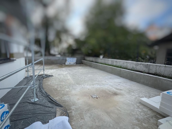 Двустаен апартамент в Търговище, Център - 65 кв.м за 1452 €/кв.м - Снимка #1