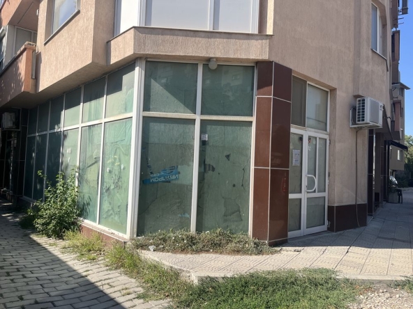 Магазин в Пловдив, Южен - 75 кв.м за 2134 €/кв.м - Снимка #1