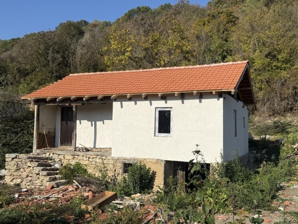 Къща в с. Срацимирово, Област Видин - 56 кв.м за 155 €/кв.м - Снимка #1