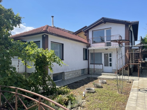 Къща в Каварна - 200 кв.м за 940 €/кв.м - Снимка #1