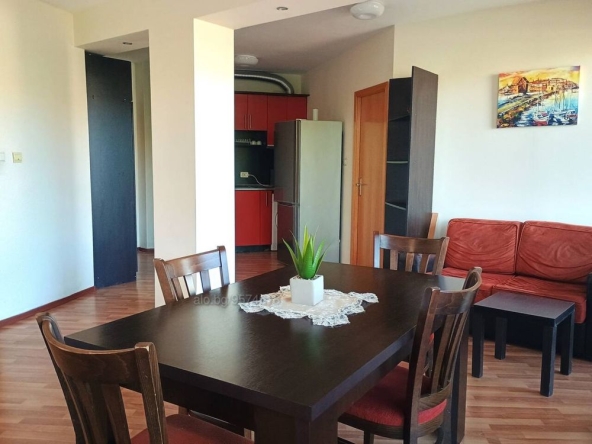 Дава се под наем Двустаен апартамент в к.к. Слънчев бряг - 90 кв.м за 331.5 € - Снимка #1