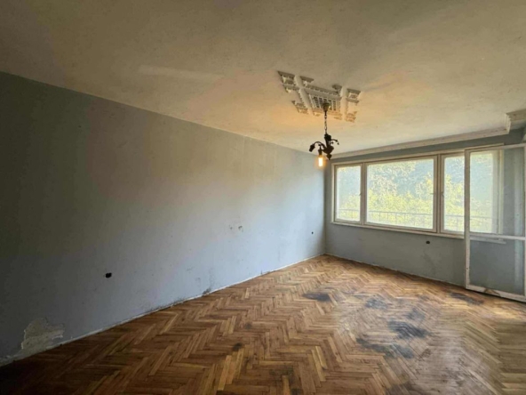 Тристаен апартамент в Варна, Конфуто - 87 кв.м за 2012 €/кв.м - Снимка #1