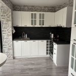 Дава се под наем Четиристаен апартамент в Русе, Център - 100 кв.м за 459 € - Снимка #1