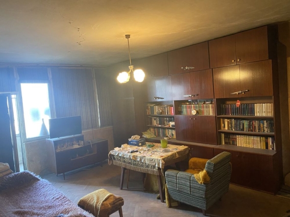 Тристаен апартамент в Търговище, Запад 1 - 80 кв.м за 874 €/кв.м - Снимка #1