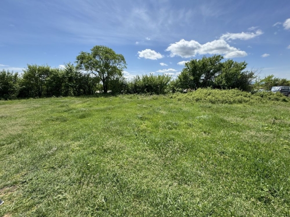 Парцел в Казанлък - 1600 кв.м за 9 €/кв.м - Снимка #1