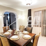 Дава се под наем Многостаен апартамент в Варна, Център - 135 кв.м за 900 € - Снимка #1